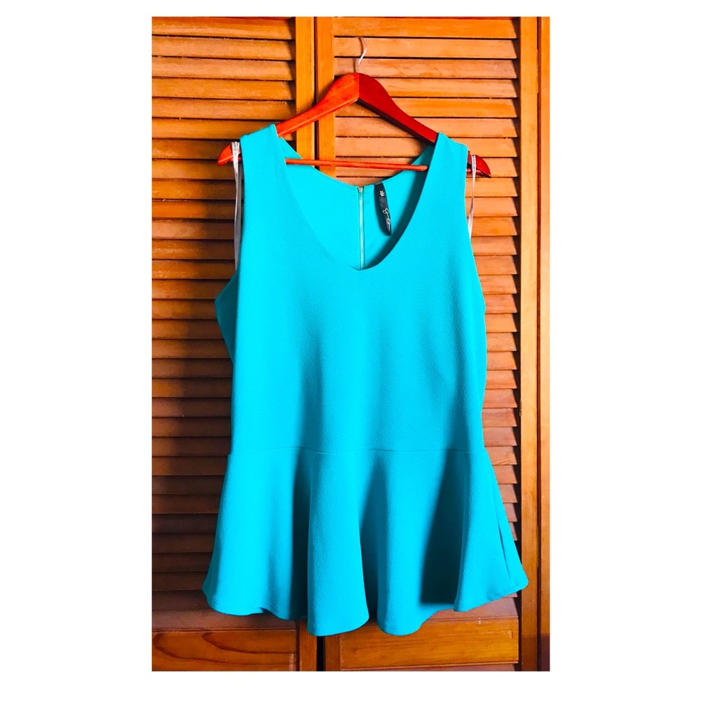 Jessica Simpson Teal Sleeveless Peplum Top